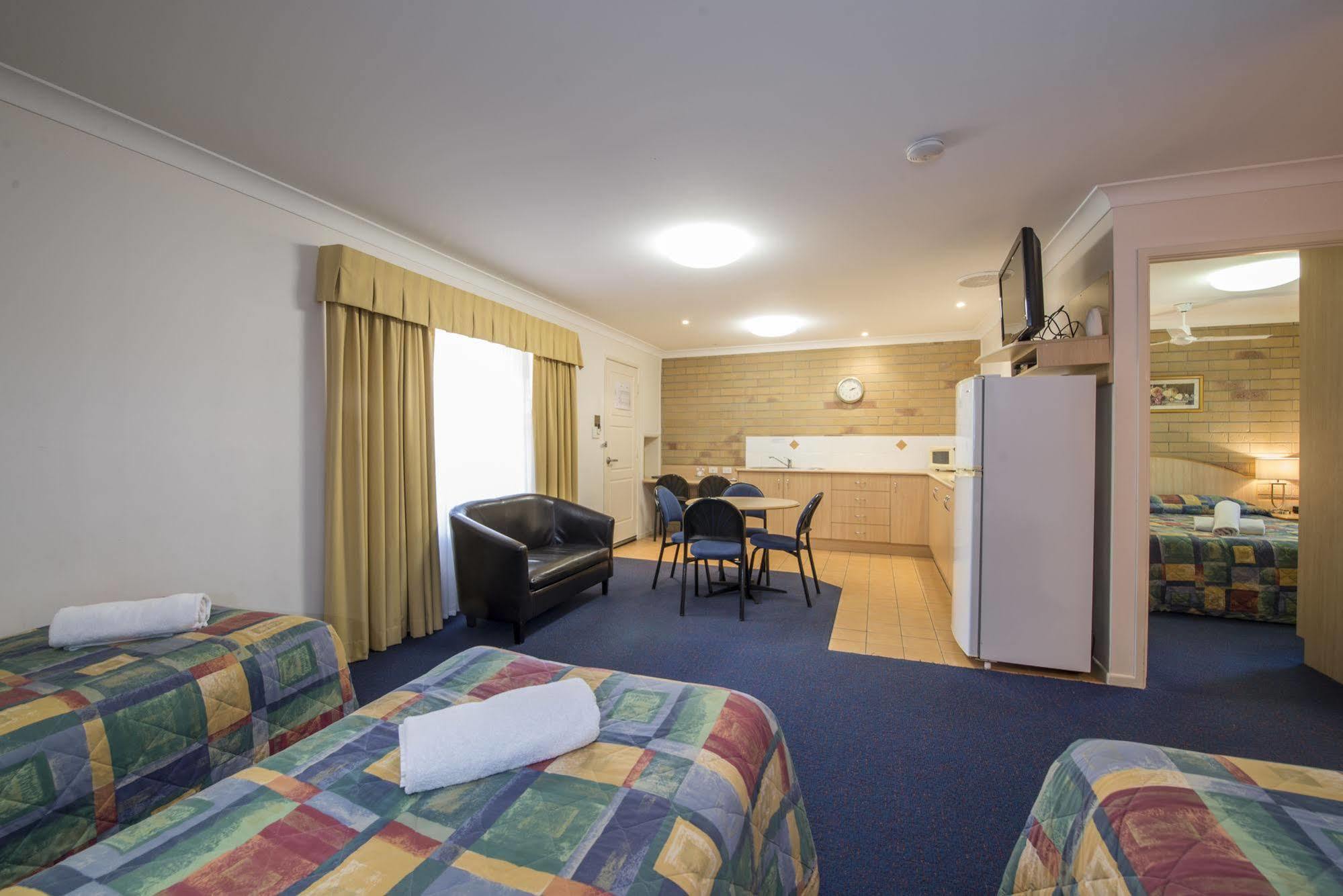 Cotswold Motor Inn Toowoomba Exteriér fotografie